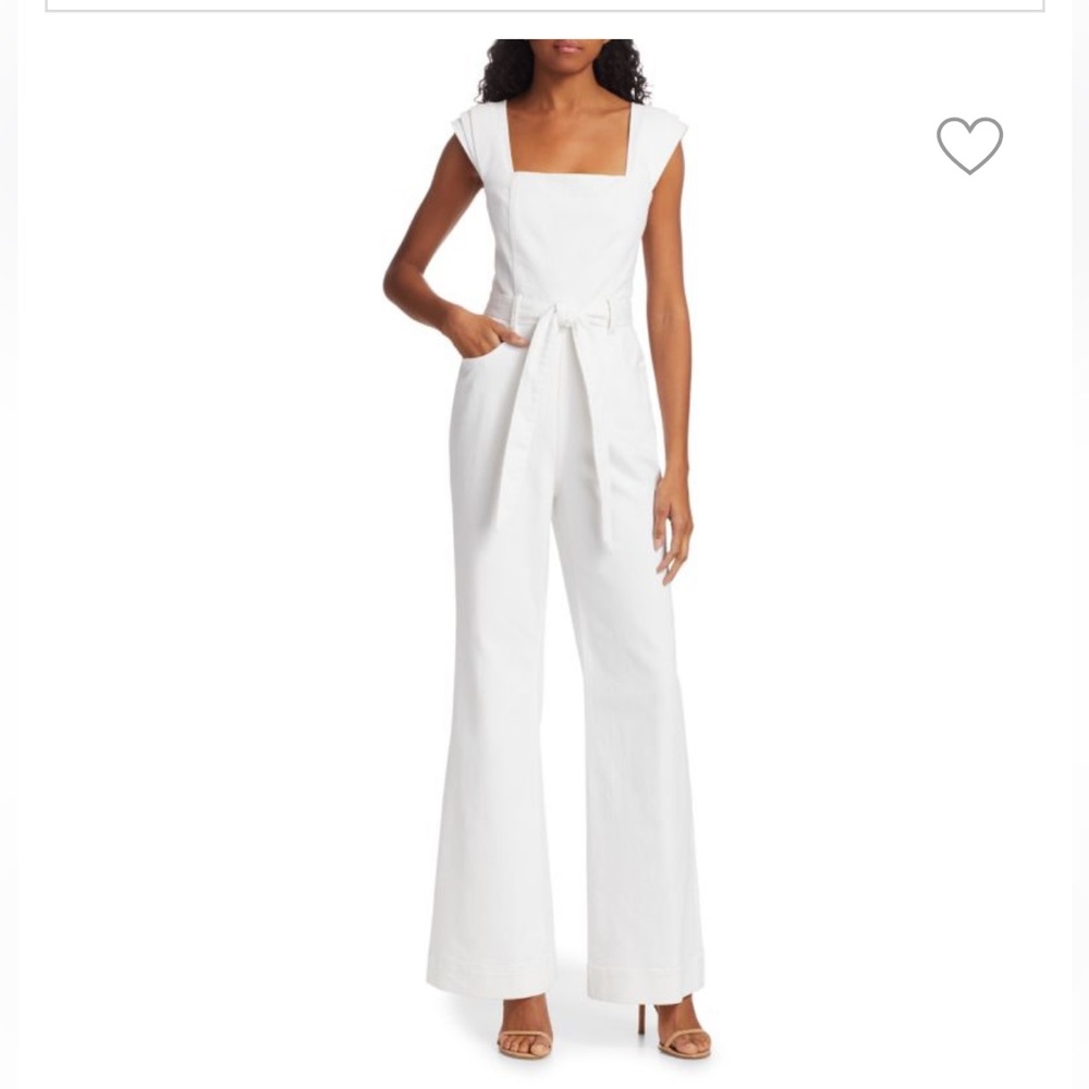 ALICE + OLIVIA
Gorgeous Cap-Sleeve Jumpsuit